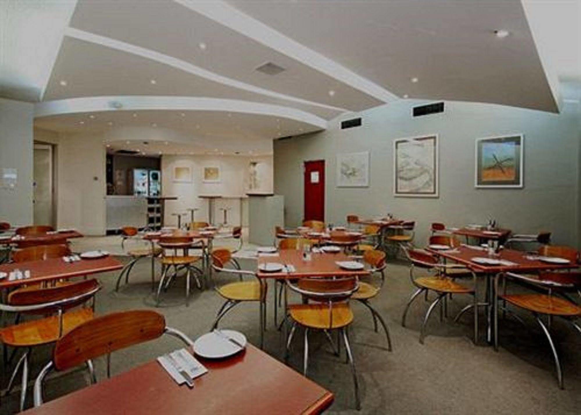 Airport International Motel Брисбен Экстерьер фото